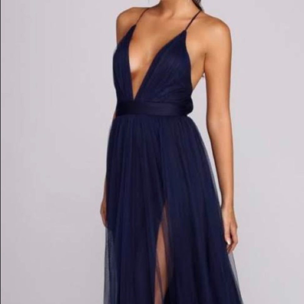 PLEATED TULLE FORMAL DRESS